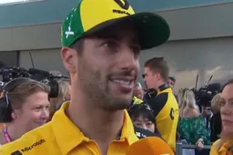 Ricciardo houdt het altijd zo netjes mogelijk, behalve voor de camera van Ziggo...