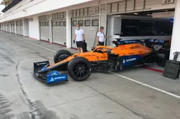 F1 Social Stint | McLaren and Ferrari stay at the Hungaroring for Pirelli