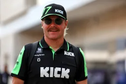 Bottas atualiza as negociações com a Mercedes e diz por que não participou das negociações com a IndyCar