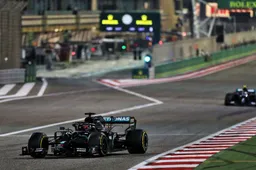 Mercedes 2022: Make Hamilton champion again, or opt for a new champion?