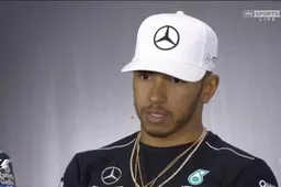 Hamilton gaat door het stof en biedt zijn excuses aan!