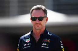 Horner ziet Verstappen ongelijk krijgen: 'Gelukkig was dat wél zo'