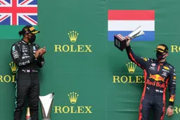 Hamilton: "Red Bull heeft sterke auto, maar ze missen een goede tweede coureur"