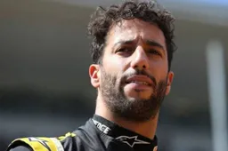 Daniel Ricciardo had to “remain composed” when battling midfield