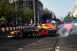 Kijken: RB7 V8-motor speelt het volkslied van Zuid Afrika