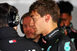 Russell over DNF: 'Weet niet of het te maken heeft gehad met crash'
