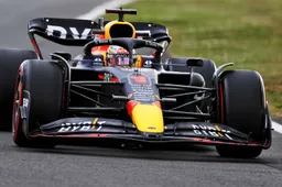 Verstappen vierde na problemen in VT2 Silverstone, Sainz snelste op vrijdag