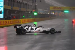 Kwalificatie stilgelegd; Verstappen in de gevarenzone