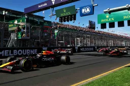 Verstappen è ancora in testa al mondiale nonostante il ritiro