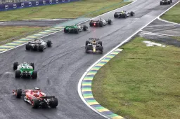 ¿Checo Pérez insinúa su retiro? “Ya estoy al final de mi carrera”