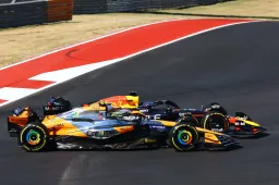 Van de Grint benoemt verschil Verstappen en Norris: 'Max waardig kampioen'