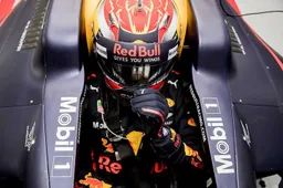 Verstappen rijdt dit weekend met speciale helm!