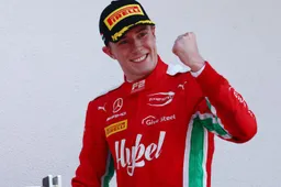 Vesti debutta in F1 con la Mercedes durante le FP1 in Messico