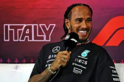 Lewis Hamilton visita Nueva York para asistir a la Semana de la Moda y al US Open