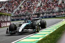F1 LIVE | Max Verstappen wins, Norris and Russell join him on the podium
