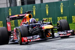 Coulthard doet een rondje Assen in Red Bull Racing-bolide