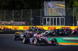 Video: dit was de bizarre laatste ronde die het F3-kampioenschap besliste