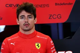 Leclerc revelou troca de mensagem com Hamilton após anúncio oficial