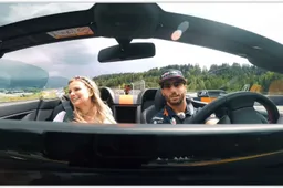 Red Bull eert vertrekkende Daniel Ricciardo met compilatievideo