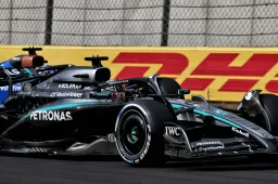 Russell urges Mercedes to "keep on pushing" with McLaren target set