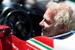 Villeneuve: "De dominantie van Mercedes had ook op naam van Ferrari kunnen staan"
