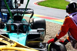 Piastri manque de surprendre Verstappen