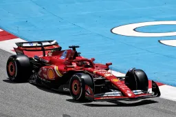 Charles Leclerc complains about his 'horrendous car' in FP1