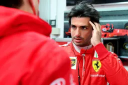 Sainz on first meeting with Ferrari fans: 'That's a good start'