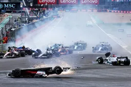 Compilatie van de zwaarste crashes van F1-seizoen 2022