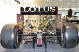 Lotus F1 van Raikkonen staat te koop in Nederland!