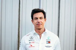 Wolff kritisch: "We hebben met een kleine diva te maken"