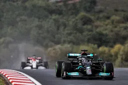 Mercedes moest ICE Hamilton verwisselen: 'Uitvalbeurt een regelrechte dooddoener'