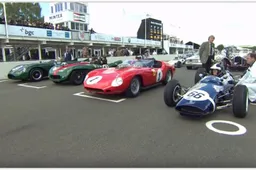 20-jarige Goodwood Revival-jubileum uitbundig gevierd met winnaarsparade!