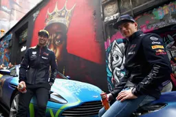 Zo vermaken de coureurs zich in Melbourne!