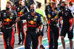VIDEO | Red Bull looks back: Verstappen's mechanics perform miracle in Imola