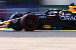 Verstappen in trouble in FP2: "My brakes don't work"