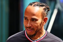 Hamilton reflete sobre seu futuro: "Eu saberei quando precisarei parar"