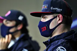 Villeneuve uit kritiek op Verstappen: "Daarmee heeft hij de pole weggegooid"