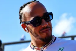 Hamilton fala sobre campeonato de 2021: "Quando vejo, ainda o sinto"