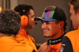 Norris domina la clasificación al sprint en Qatar por delante de Russell en P2