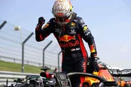 Dutch press praises Red Bull: "Wolff looked at screens with fright"