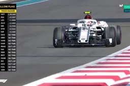 Leclerc parkeert zijn Sauber in de muur tijdens VT2 Abu Dhabi
