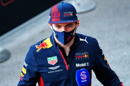 Verstappen geen derde wiel aan de wagen: 'Liever zelf een romantisch diner'