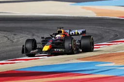 Samenvatting VT2 | Verstappen zet snelste tijd neer, problemen bij Mercedes