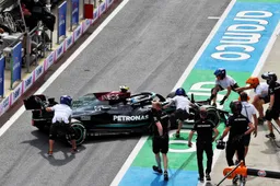 BREAKING: Bottas receives three places grid penalty after spin in pitlane!