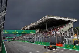 Chaos in Brazil: Pit lane evacuated