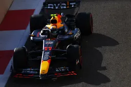 Horner no descarta permanencia de Pérez en F1: "Podrían fichar a Sergio"