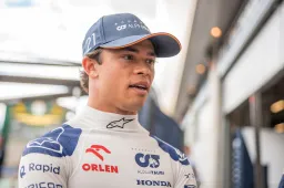 Nederlaag voor De Vries: coureur moet tonnen sponsorgeld terugbetalen