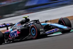 Pierre Gasly provoque un drapeau rouge lors de la FP3 sur piste mouillée à Silverstone