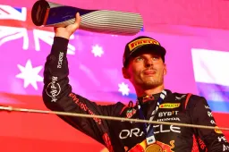 International press praises 'alien' Verstappen: 'Prost next on list'
